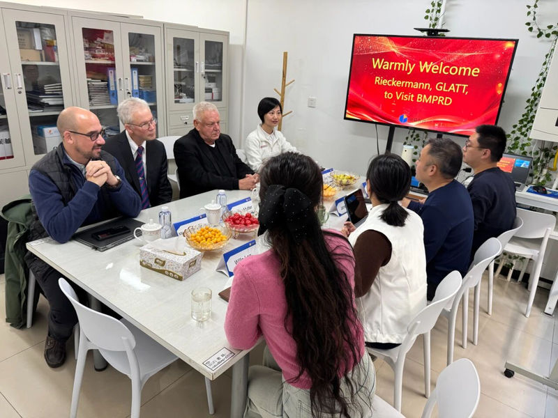 世界知名制药设备厂商Glatt与Rieckmann技术专家访问铭研医药 (1).jpg