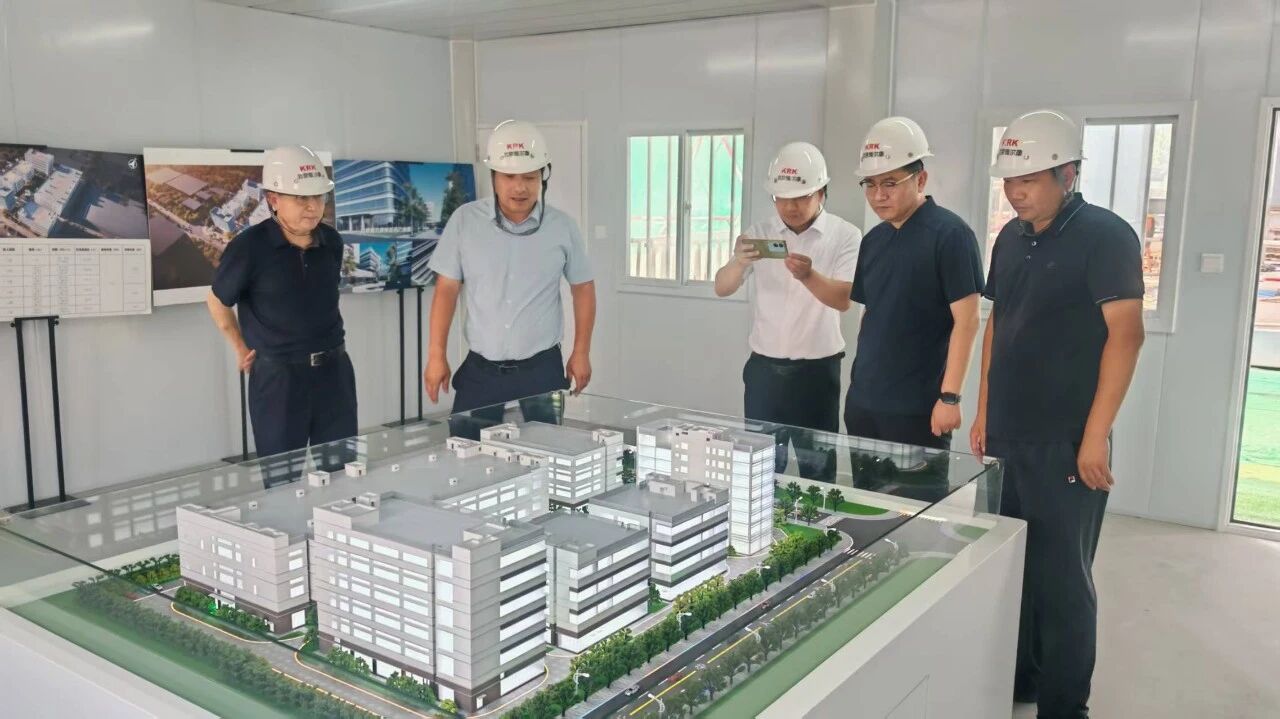 江苏淮安工业园区赴铭研医药考察交流，深化多肽原料药项目对接 (2).jpg